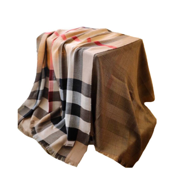 Burberry Sciarpa Pashmina in Cashmere Donna Bicolore 200×70 Special Price